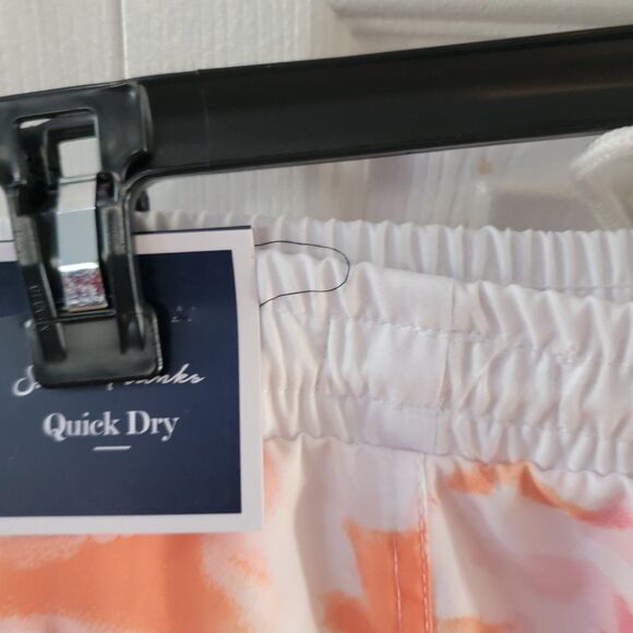 Club Room Men's Regular-Fit Quick-Dry Tie-Dyed 7" Swim Trunks, Created f… - Picture 7 of 9